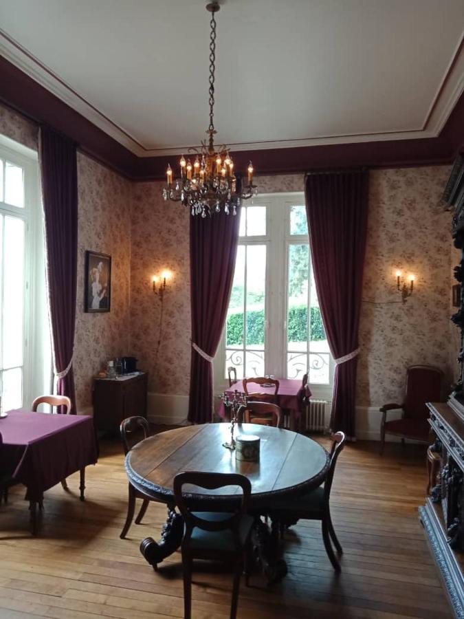 Chateau Maleplane Bed & Breakfast Saint Leonard de Noblat Bagian luar foto