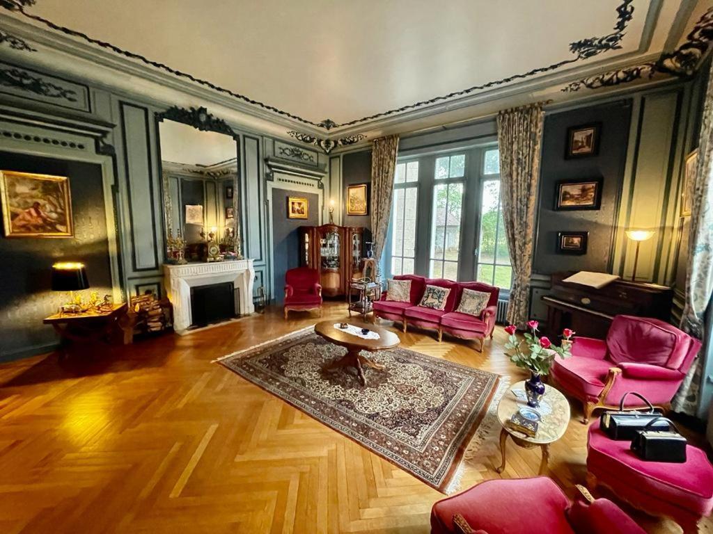 Chateau Maleplane Bed & Breakfast Saint Leonard de Noblat Bagian luar foto