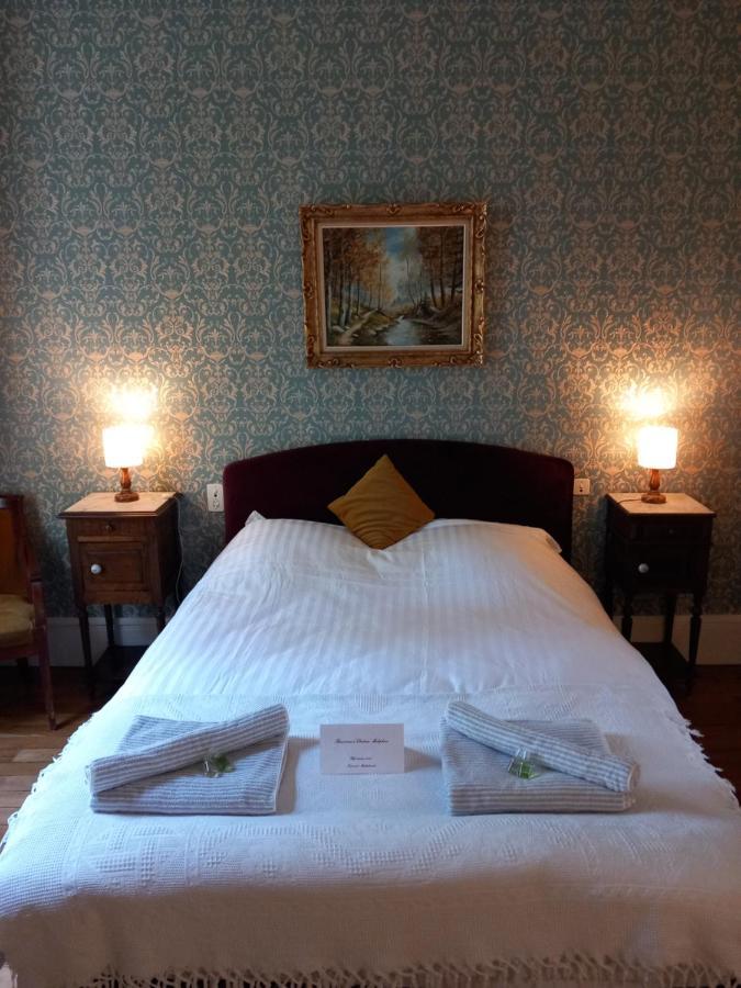 Chateau Maleplane Bed & Breakfast Saint Leonard de Noblat Bagian luar foto