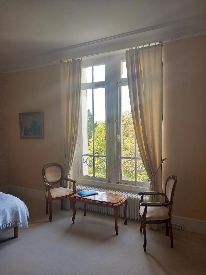 Chateau Maleplane Bed & Breakfast Saint Leonard de Noblat Bagian luar foto